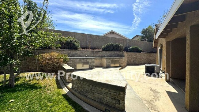 Building Photo - 13675 Ruby Cir