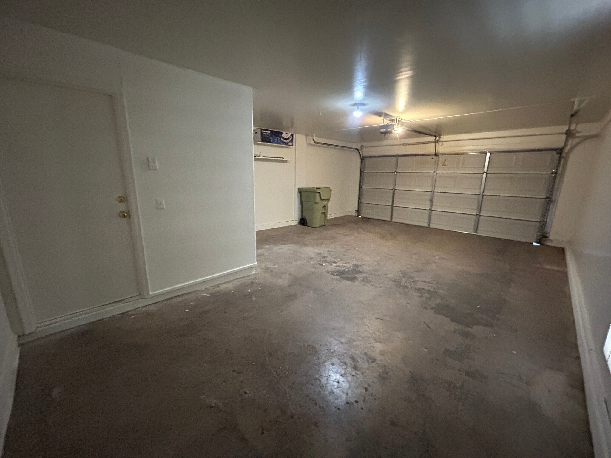 Building Photo - 7399 W Solano Dr S