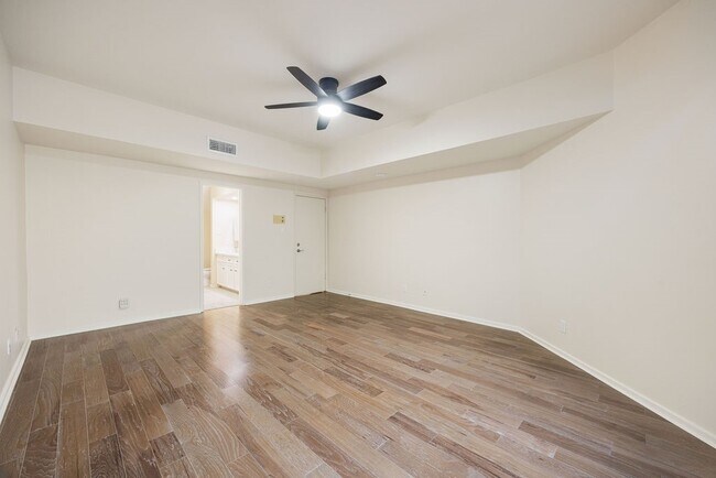 Building Photo - 1856 S Gessner Rd