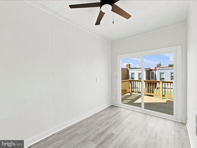 Building Photo - 2428 E Huntingdon St