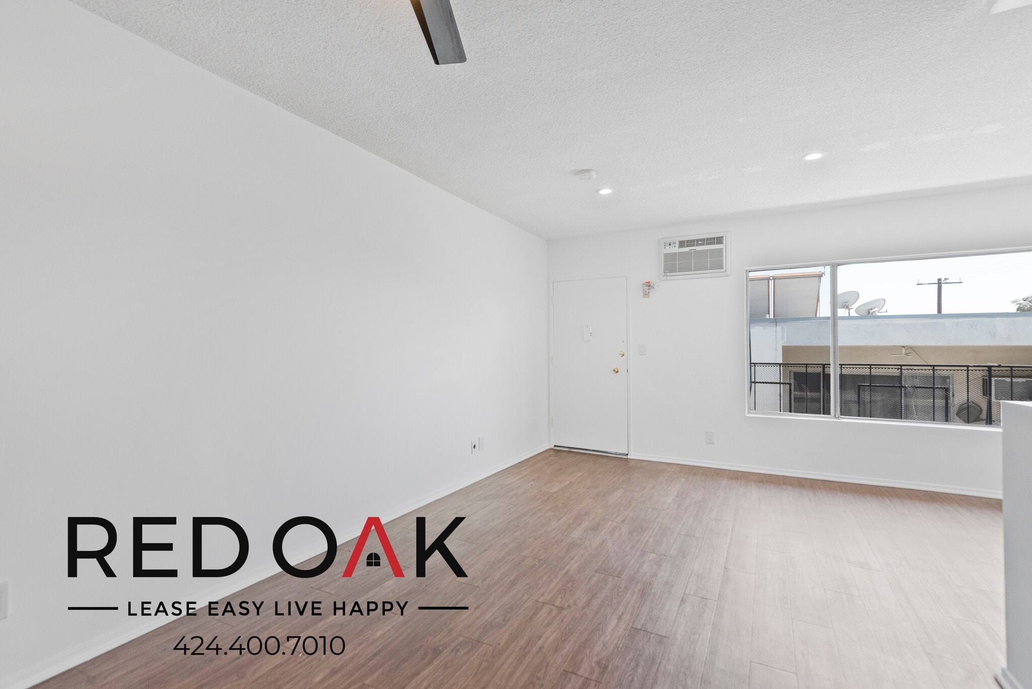 Building Photo - 1051 N Gardner St