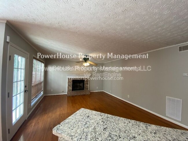 Building Photo - 605 Suwanee Lakes Cir NW