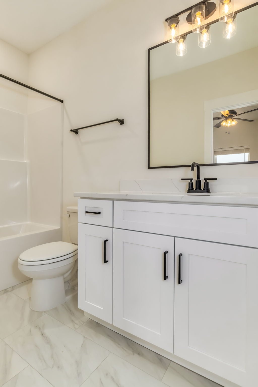 Building Photo - 520 N De Villiers St