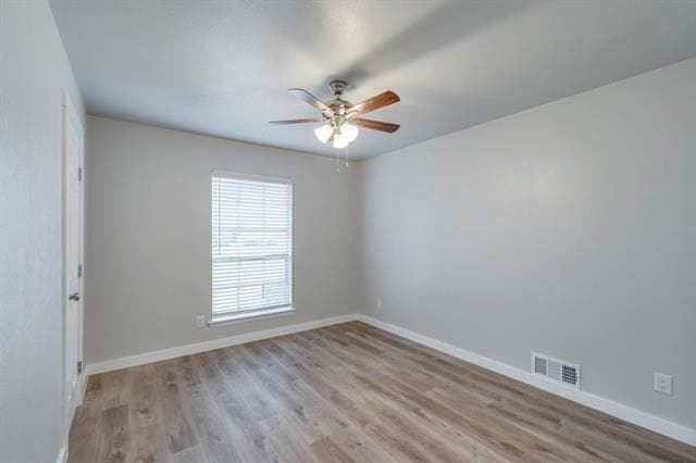 Building Photo - 1614 Matagorda Dr
