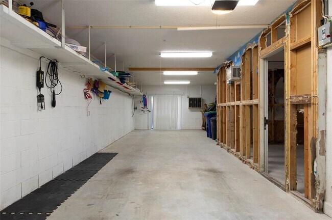 Building Photo - 130 164th Ave