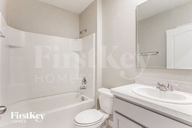 Building Photo - 1025 Preserve Dr