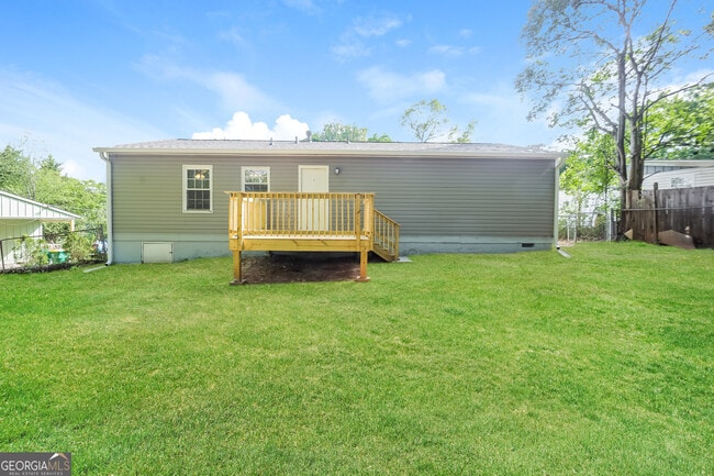 Building Photo - 862 Kennesaw Dr