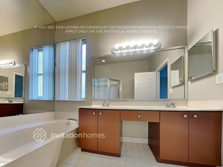 Building Photo - 17432 NW 7th St