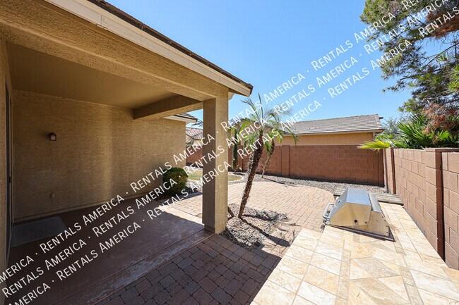 Building Photo - 869 E Waterview Pl
