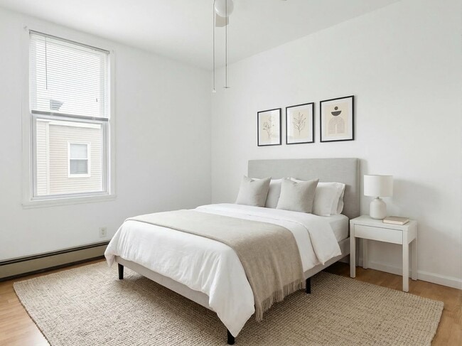 Building Photo - 23 Poplar St