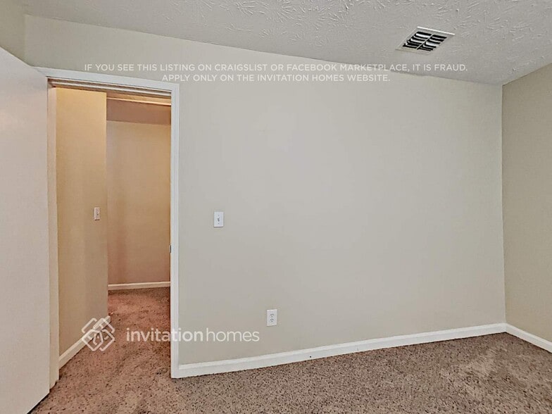 Building Photo - 6117 Fire Fly Ct