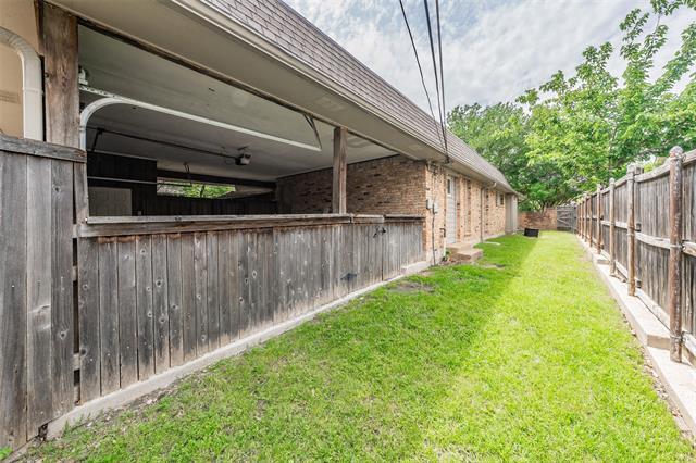 Building Photo - 10618 Ravenscroft Dr