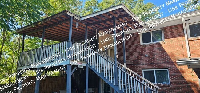 Building Photo - HOLIDAY SPECIAL HALF OFF DEC!  Tree House ...