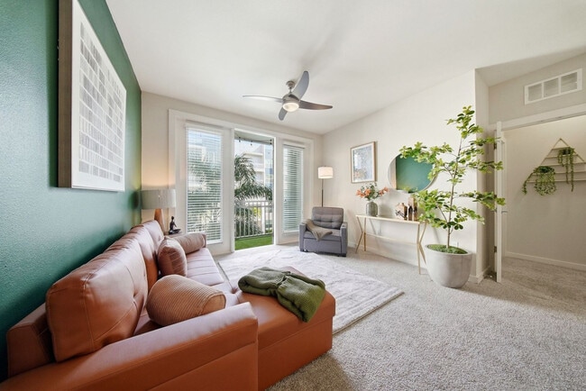 Building Photo - 1700 W Cleveland St