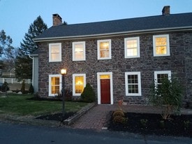 Front of house - 2086 Kratz Station Rd