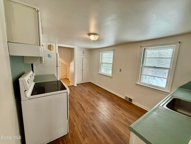 Building Photo - 1248 Highbridge Rd