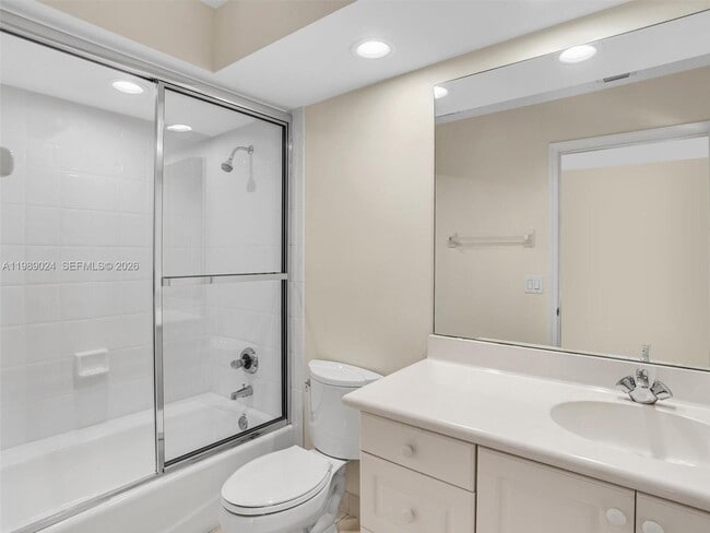 Building Photo - 20780 NE 32nd Ave