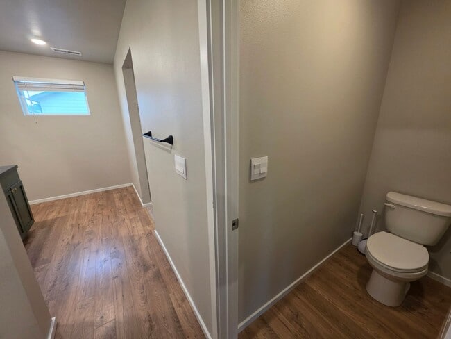 Building Photo - Beautiful Updated Home