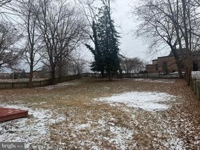 Building Photo - 108 McCormick St