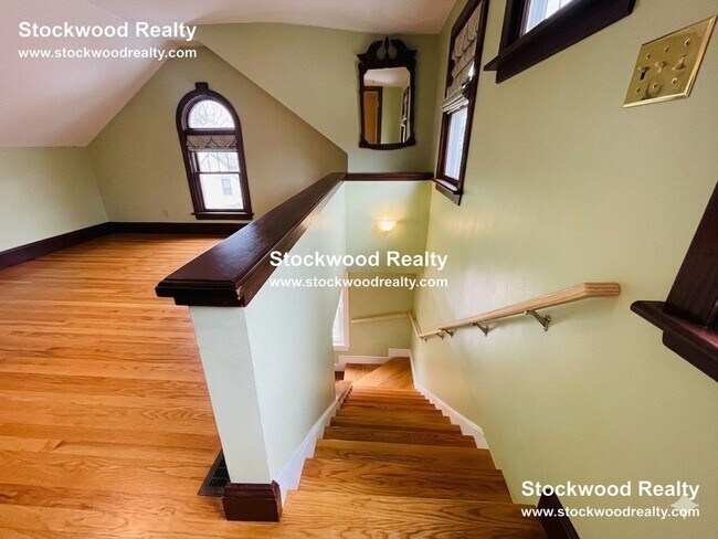 Building Photo - 36 Spring Garden St