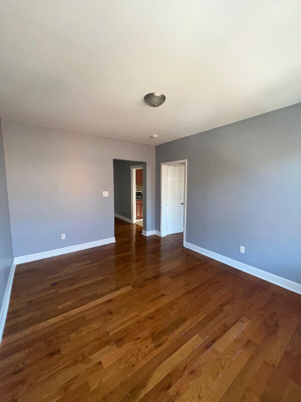 Building Photo - 130 W 47th St