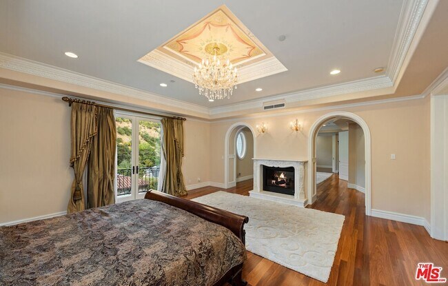 Building Photo - 1455 Robmar Dr