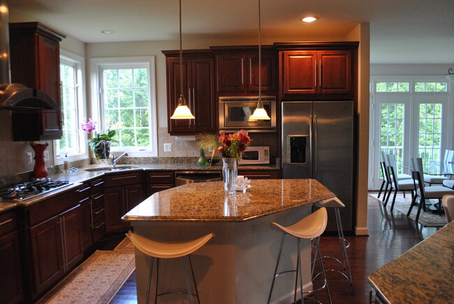 kitchen - 3624 Stonewall Manor Dr