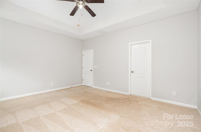 Building Photo - 14026 Green Birch Dr