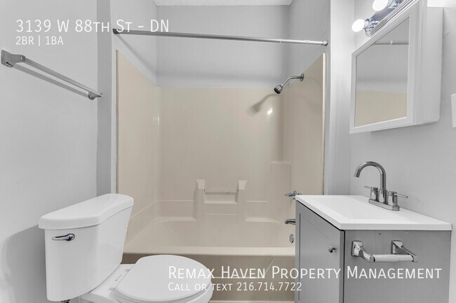 Building Photo - 3139 W 88th St