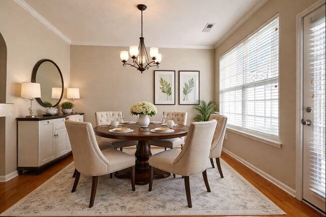 Building Photo - 1121 Drummond Ln