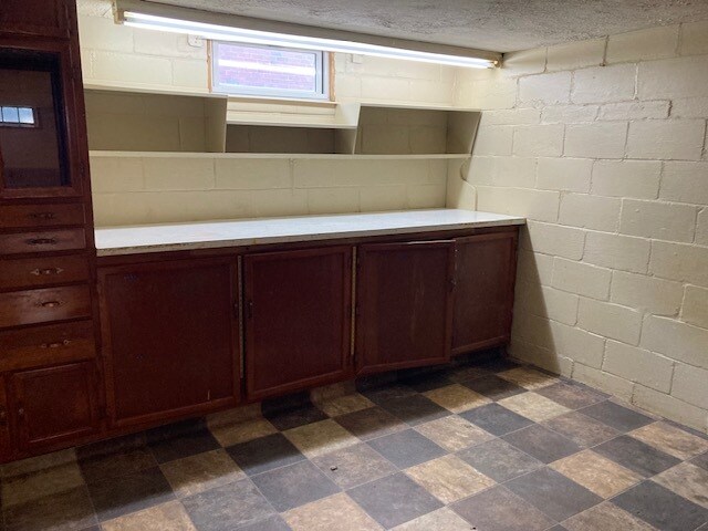 Building Photo - 118 Ringland Rd