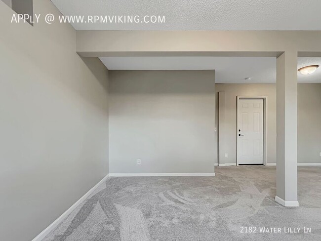 Building Photo - 3br 2.5ba 2cg ~ Security Deposit Free Alte...