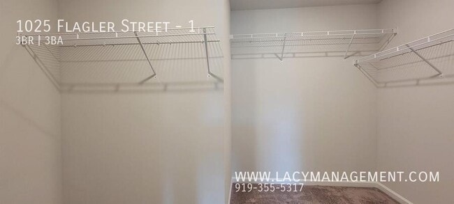 Building Photo - 1025 Flagler St