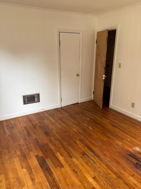 Building Photo - 2041 Columbia Cir