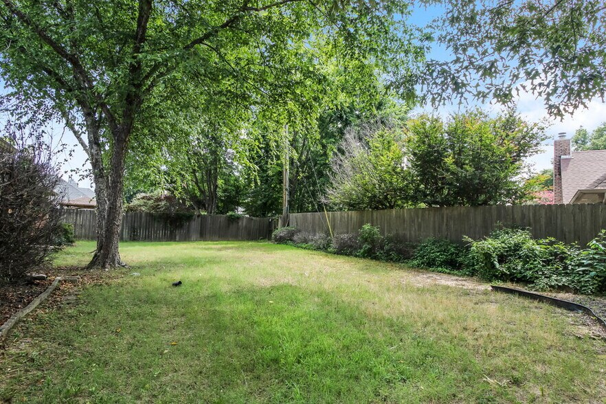 Building Photo - 1728 Edgeburg Ln