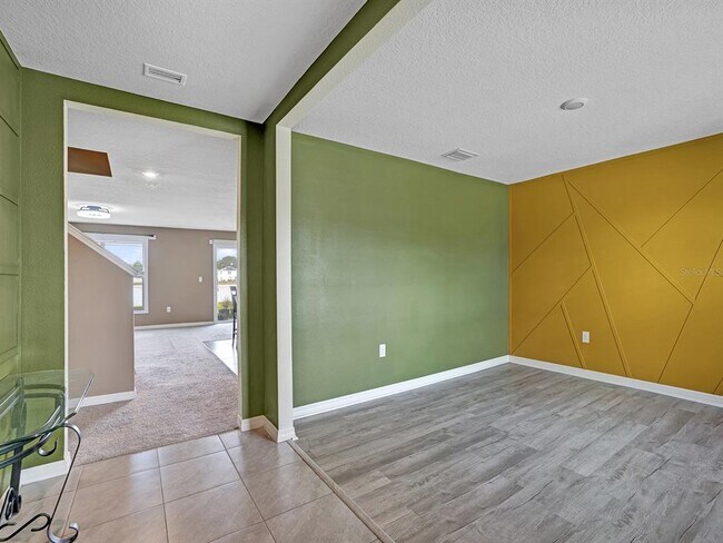 Building Photo - 7850 Sail Clover Ln