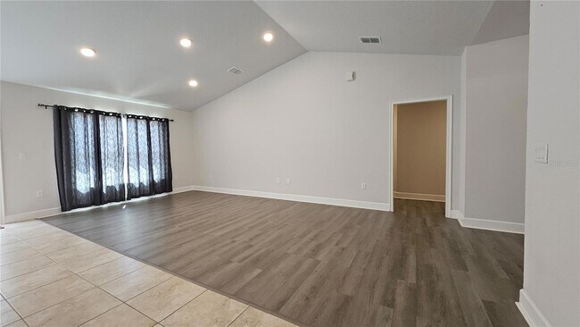 Building Photo - 5050 SW 91st St