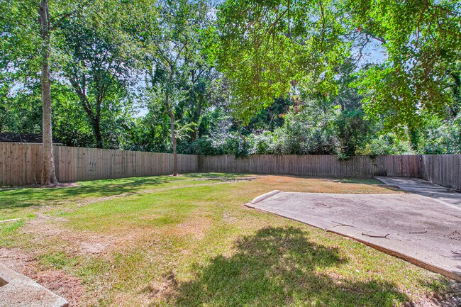 Building Photo - 4097 Redwing Ave