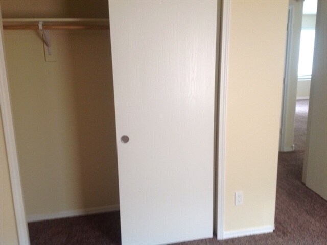 Building Photo - 8023 Vinemont Pl NW