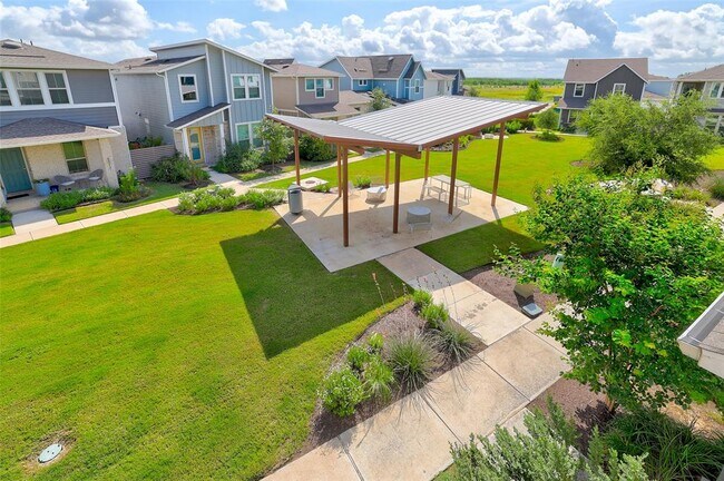 Building Photo - 8518 Leroi Dr