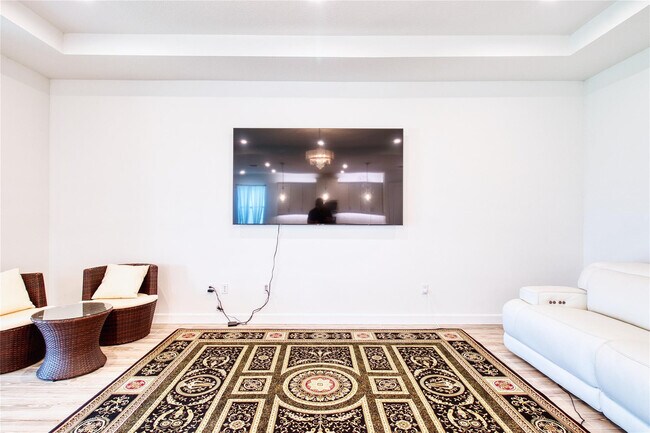 Building Photo - 10407 SW Aquila Wy