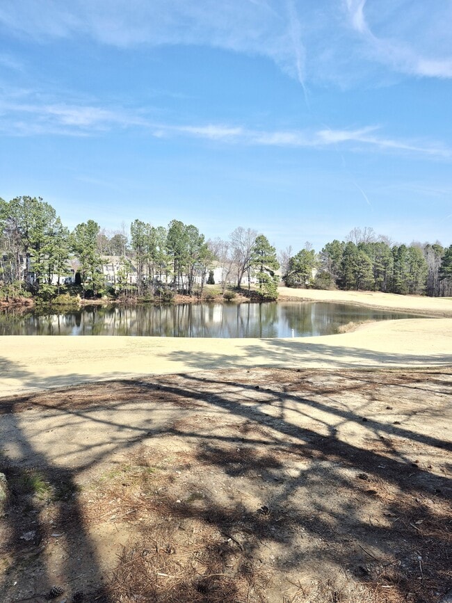 Building Photo - 1563 Providence Knoll Dr