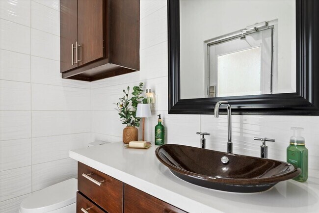 Building Photo - 30400 Highland Blvd