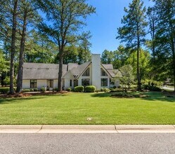 Building Photo - 2900 Middlesex Rd