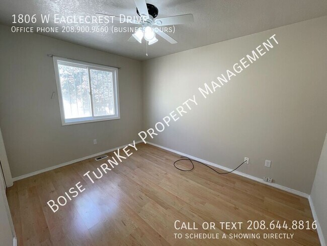 Building Photo - 1806 W Eaglecrest Dr