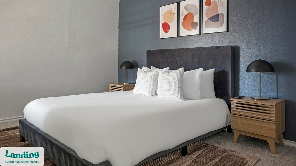 Building Photo - 1071 Clayton Ln