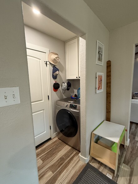 Dryer and garage entry - 7509 Jean Ann Dr