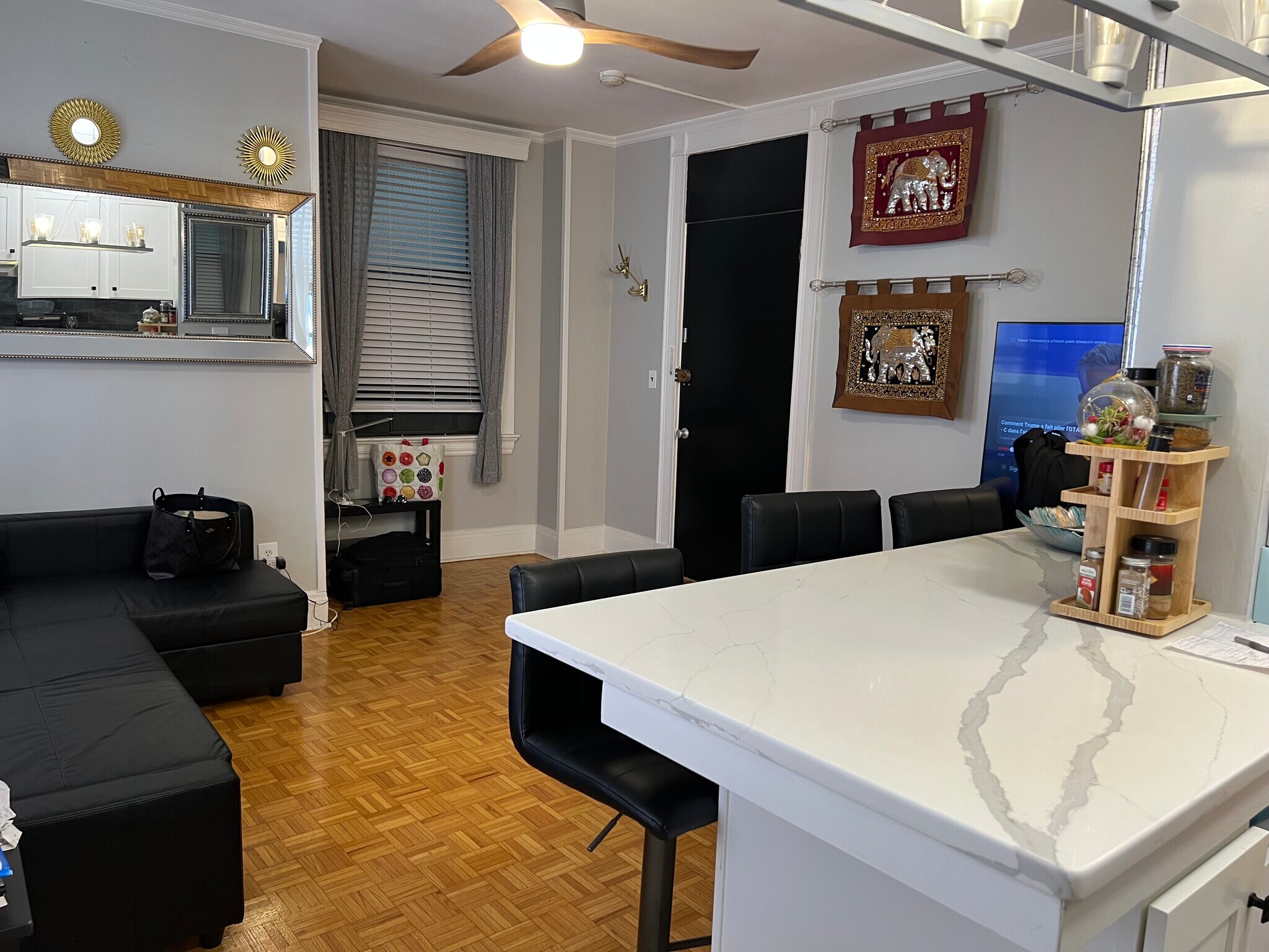 Building Photo - 21 Beacon St