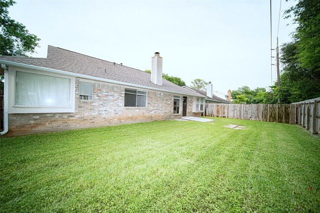 Building Photo - 3110 Flintwood Dr