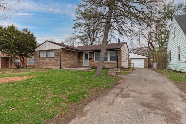 Building Photo - Cozy 3 Bedroom Ranch